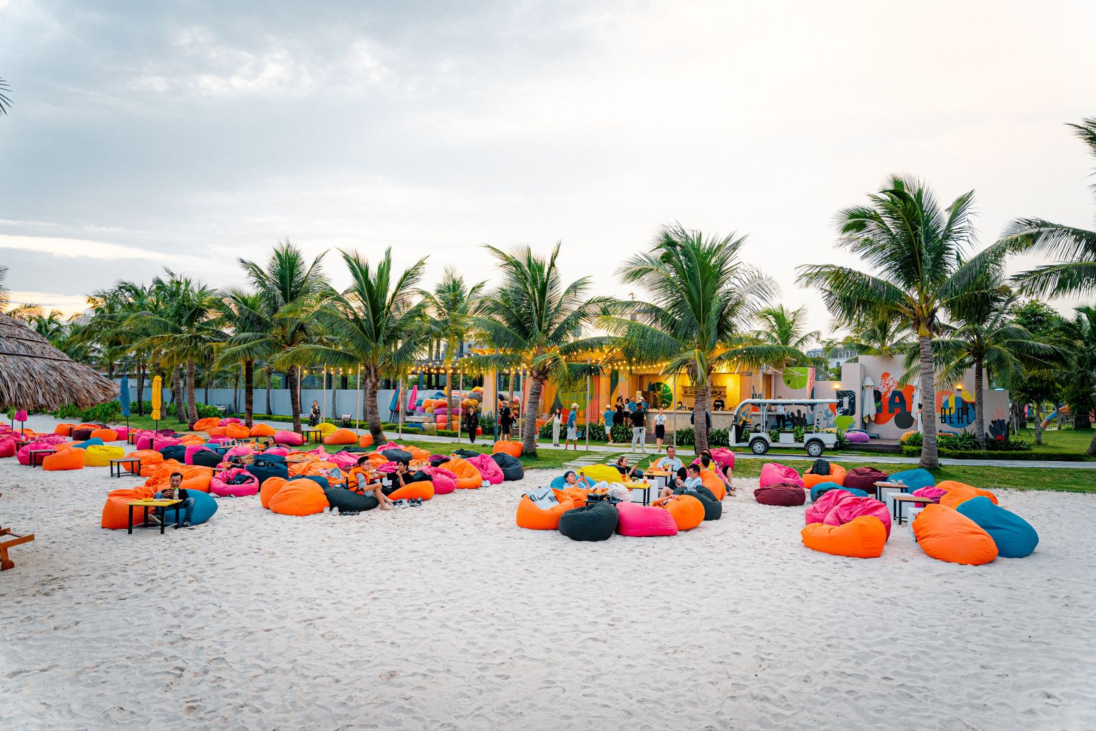 dragonbeachhaiphong3.jpg